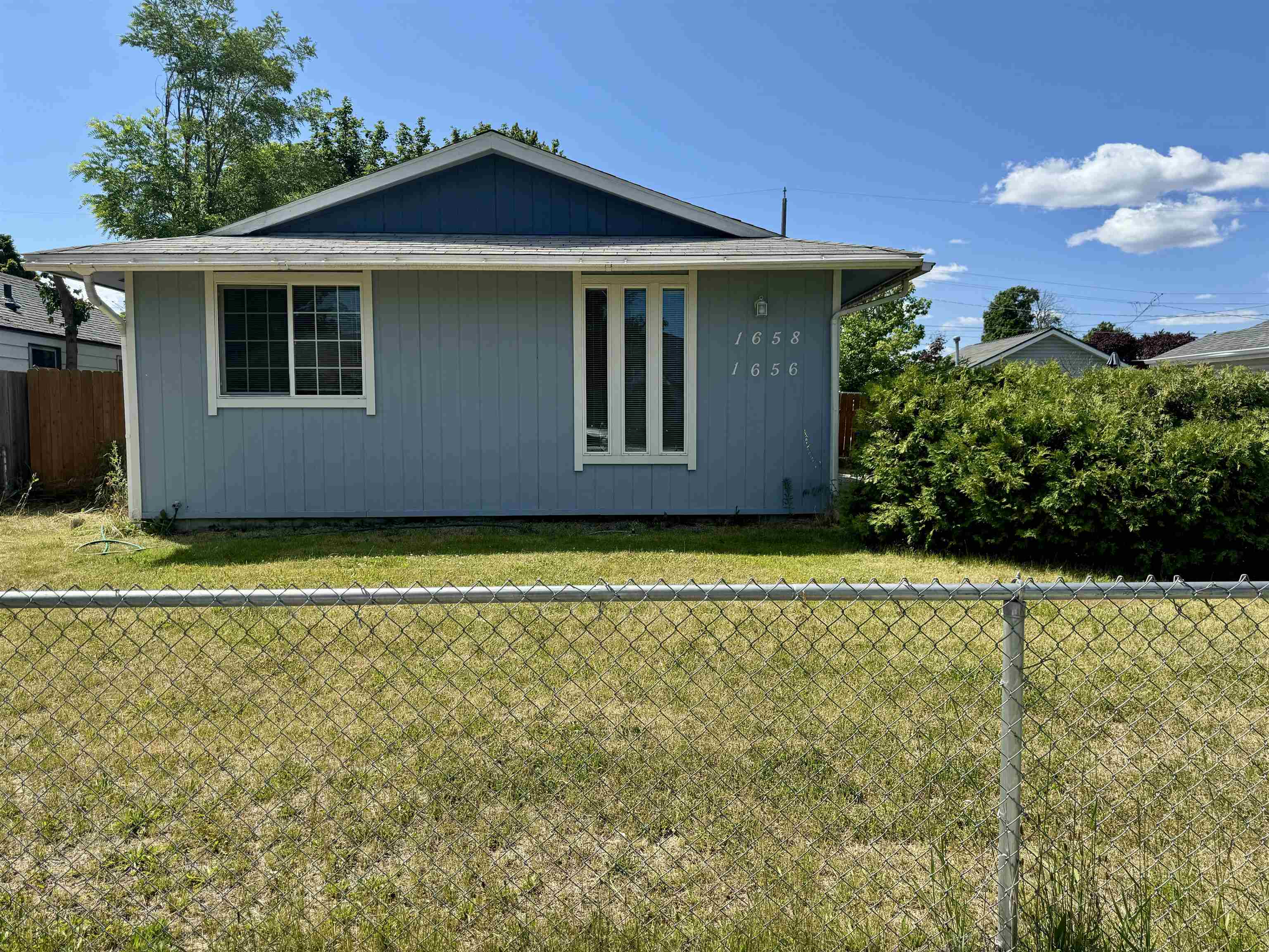 Queen Ave, Spokane, WA 99207