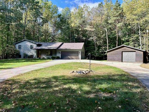 3356 Spur Lane, SUAMICO, WI, 54313 | Card Image