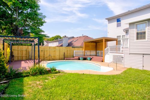 8706 Chelmer Ln, Louisville, KY, 40220-4104 | Card Image