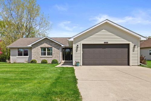 1208 Eastbrook Drive, Burlington, WI, 53105 | Card Image