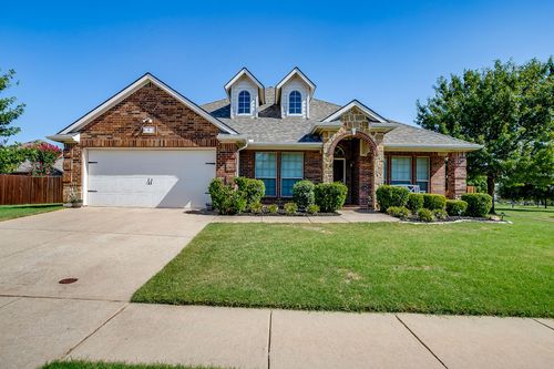 6 Beechcreek Drive, Edgecliff Village, TX, 76134 | Card Image