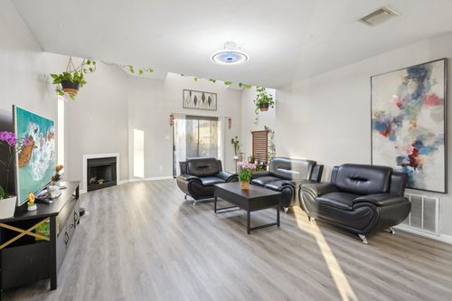 apt-108-2023 Gentryside Dr, Houston, TX, 77077-3657 | Card Image