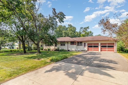 712 Keniston St N, Champlin, MN, 55316-1521 | Card Image