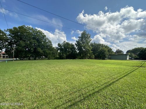 602 N King St, Winton, NC, 27986 | Card Image