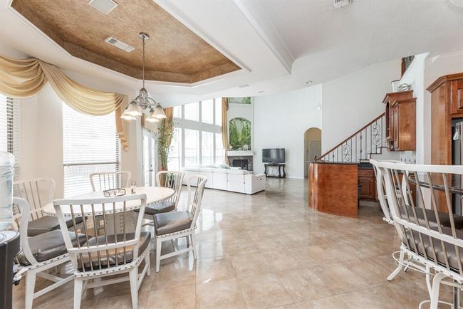 16206 Lobo Ln, House other with 6 bedrooms, 6 bathrooms and 3 parking in Spring TX | Image 9