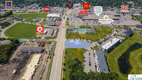 210 Dublin Road, Mankato, MN, 56001 | Card Image