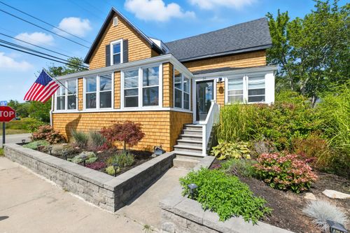 28 Ancona Avenue, Old Orchard Beach, ME, 04064 | Card Image