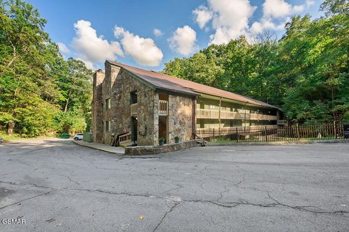 170-1435 Wiley Oakley Dr, GATLINBURG, TN, 37738-4301 | Card Image