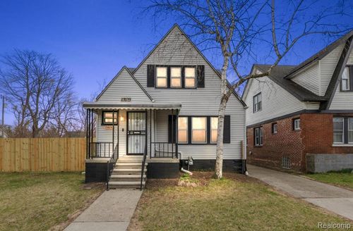 15424 Cruse St, Detroit, MI, 48227-3229 | Card Image