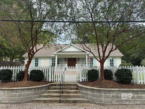 257 Fig Ave, Fairhope, AL, 36532-1430 | Card Image