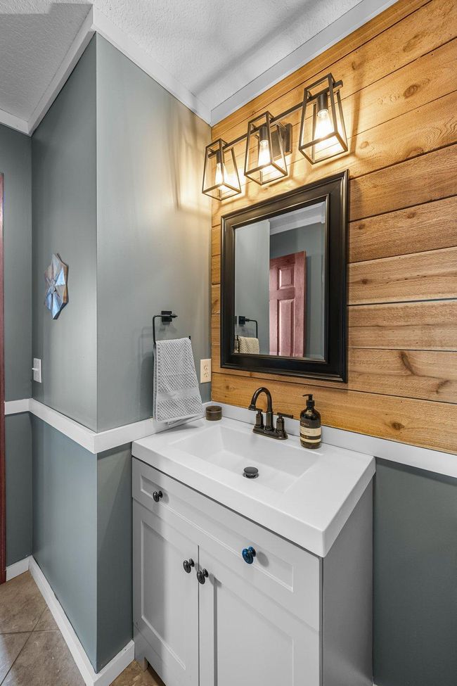18201 County Road 154, House other with 4 bedrooms, 4 bathrooms and null parking in Avon MN | Image 21