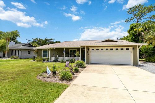 1622 Travelers Palm Dr, Edgewater, FL, 32132-3105 | Card Image