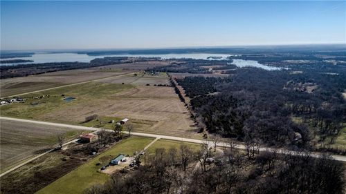 26552 Waverly Rd, Paola, KS, 66071-4136 | Card Image