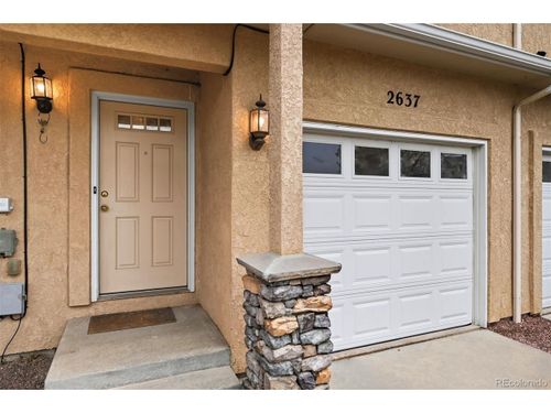 2637 Mesa Springs Vw, Colorado Springs, CO, 80907-8915 | Card Image