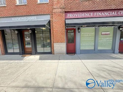 67 Town Center Dr Nw, Huntsville, AL, 35806-2670 | Card Image