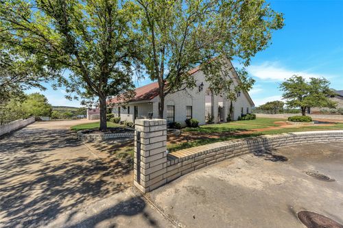 1024 Lakeview Point Dr, Strawn, TX, 76475-2346 | Card Image