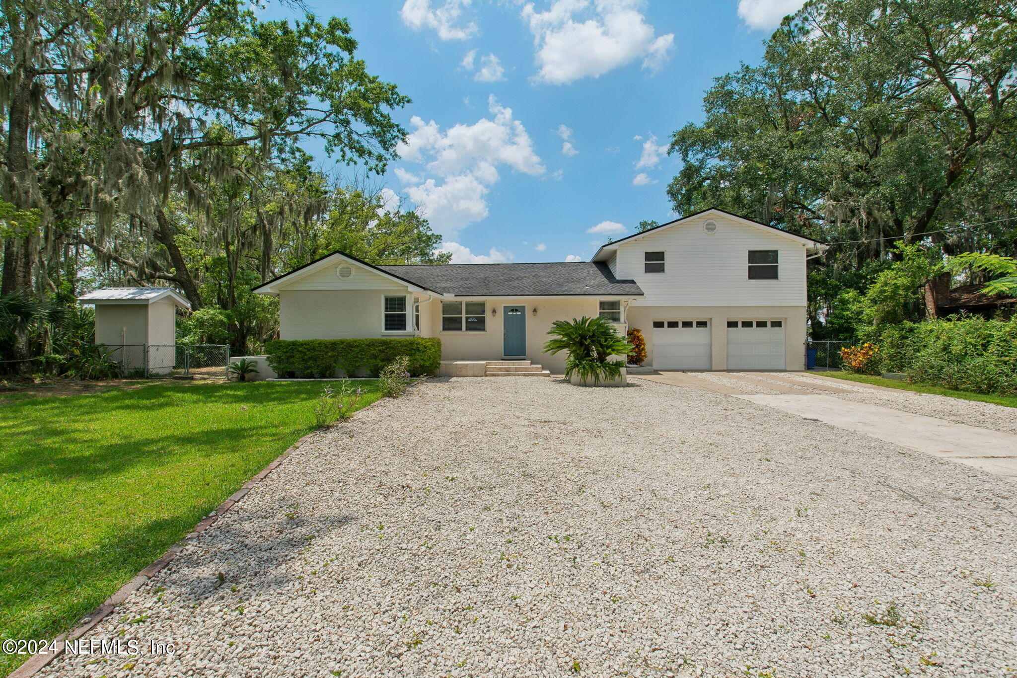 Carbondale Dr, Jacksonville, FL 32208