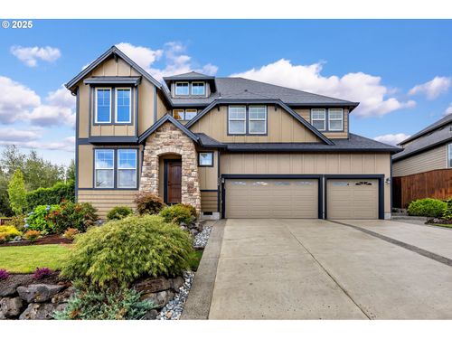 736 Nw Ilwaco St, Camas, WA, 98607-9015 | Card Image
