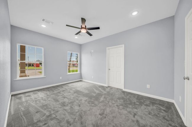 1107 W 2 Nd St, House other with 3 bedrooms, 2 bathrooms and 2 parking in Freeport TX | Image 22
