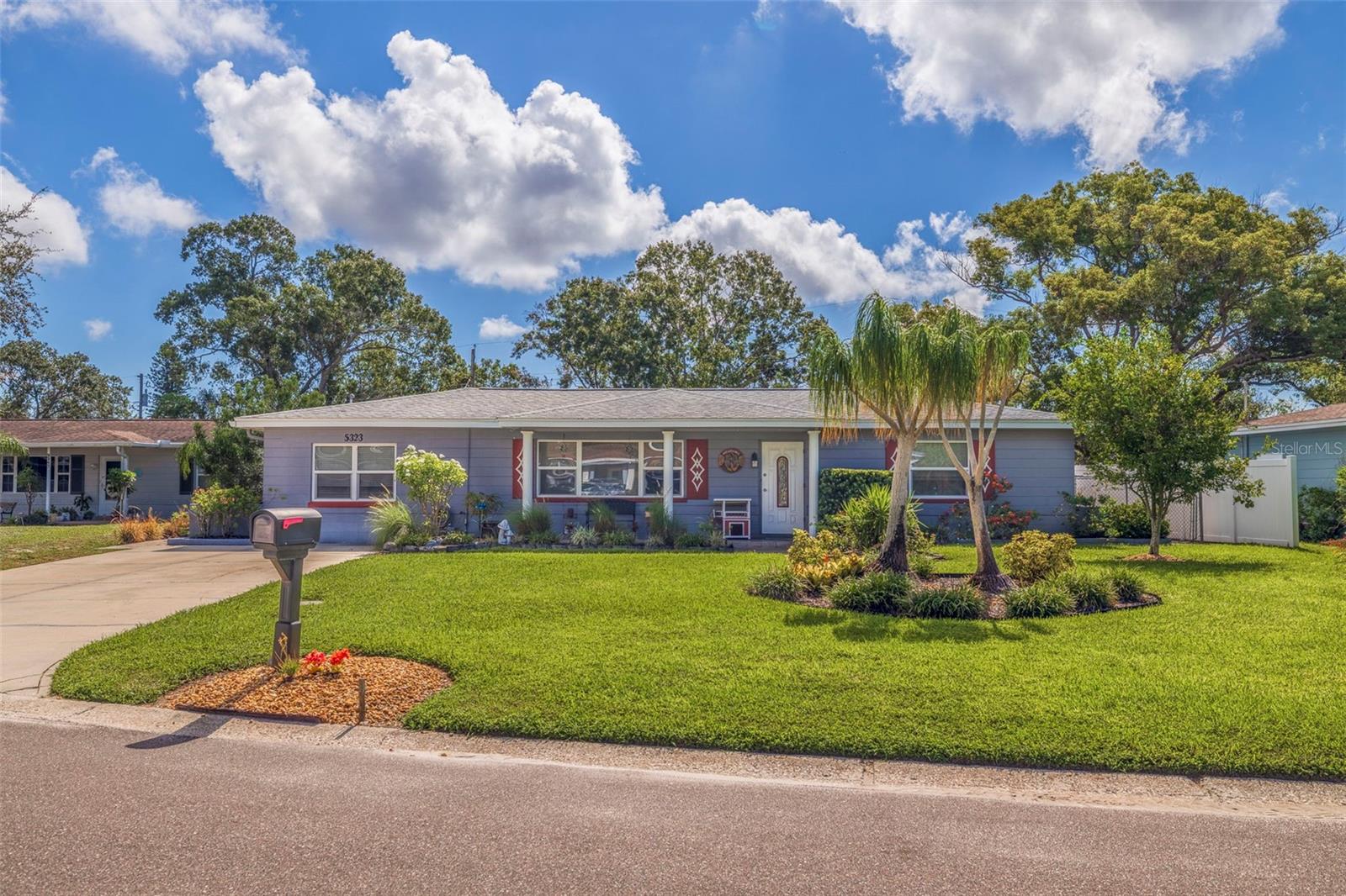 61st Way, Kenneth City, FL 33709