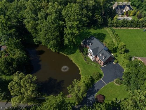 60 Brookside Dr, Upper Saddle River, NJ, 07458-1931 | Card Image