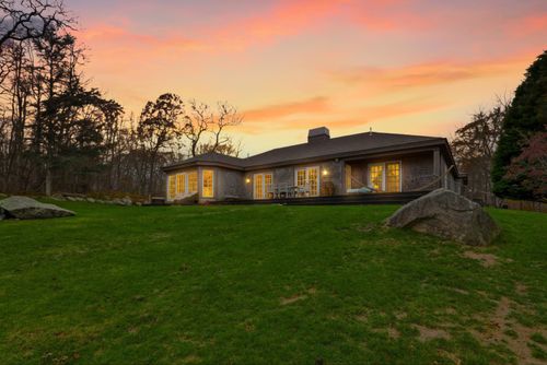 300 North Rd, Chilmark, MA, 02535-1980 | Card Image