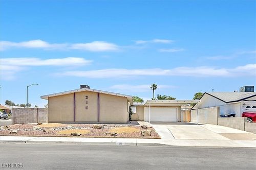 216 Lorenzi St, Las Vegas, NV, 89107-2468 | Card Image