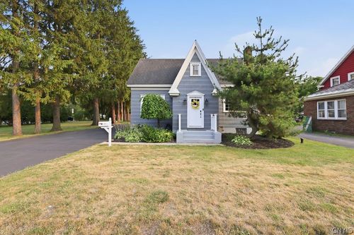 5280 W Taft Rd, Syracuse, NY, 13212-2745 | Card Image