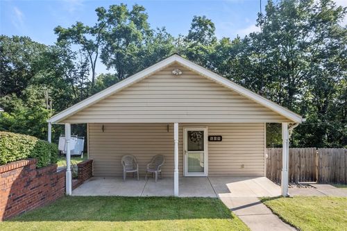 108 Republic Ave, Indianola, PA, 15051-9749 | Card Image