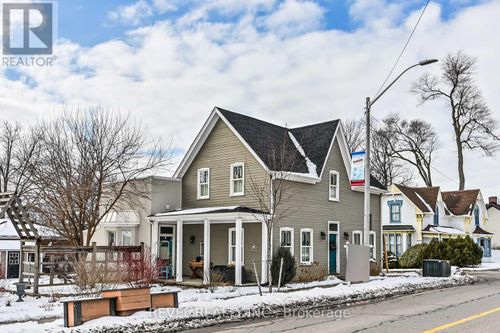 a-296 Queen St S, Mississauga, ON, L5M1M2 | Card Image