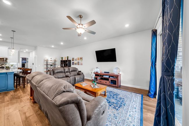 3780 White Clover Ln, Townhouse with 2 bedrooms, 2 bathrooms and null parking in Prosper TX | Image 4