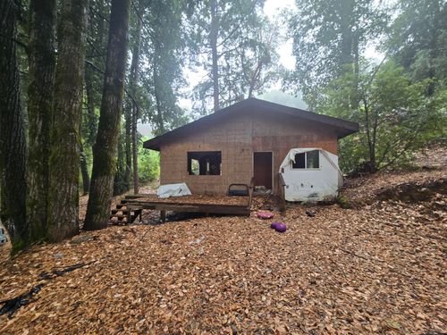 4300 Rancho Sequoia Dr, Alderpoint, CA, 95511 | Card Image