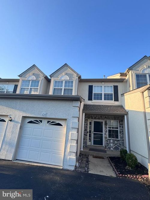 654 Fawn Cir, KING OF PRUSSIA, PA, 19406-1536 | Card Image