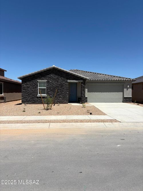 8339 S Charles Young Way, Vail, AZ, 85641 | Card Image