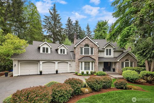 14214 216th Ave Ne, Woodinville, WA, 98077-5810 | Card Image