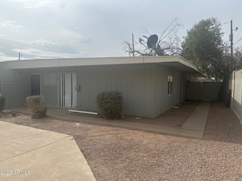 b-2028 W Cactus Rd, Phoenix, AZ, 85029-5516 | Card Image