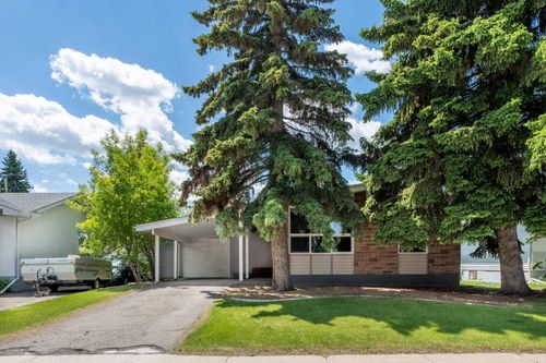 77 Winslow Cres Sw, Calgary, AB, T3C2R3 | Card Image