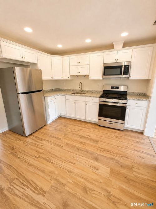 206-267 Branford Rd, North Branford, CT, 06471-1330 | Card Image