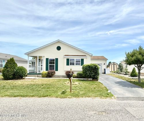 11 Rocky Hill Rd, Manahawkin, NJ, 08050-6049 | Card Image