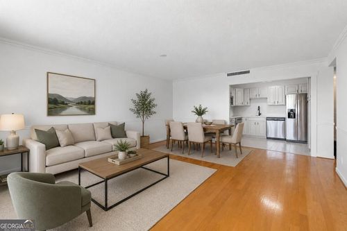 817-2965 Pharr Court South Nw, Atlanta, GA, 30305-2141 | Card Image