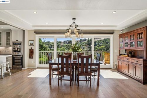 682 682 Jennie Ct, Lafayette, CA, 94549 | Card Image