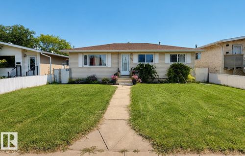 10661 152 St Nw, Edmonton, AB, T5P1Z1 | Card Image