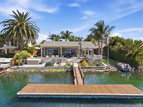 129 Caribe Isle, Novato, CA, 94949-5316 | Card Image