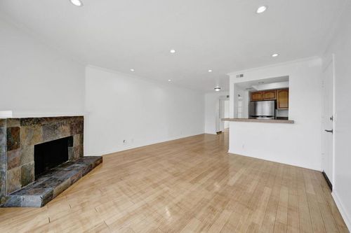 4-7307 Haskell Ave, Van Nuys, CA, 91406 | Card Image