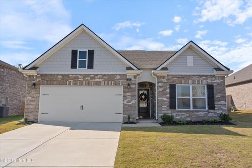 17 Twin Lakes Drive, Byhalia, MS, 38611 | Card Image