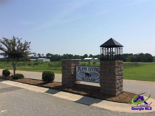 c18 Bonanza Way, Fort Valley, GA, 31030 | Card Image