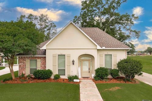 107 River Run Ct, New Roads, LA, 70760-2669 | Card Image