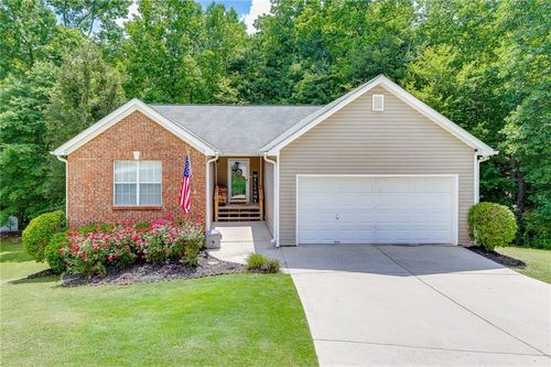 6211 Huntcliff Dr, Flowery Branch, GA, 30542-6407 | Card Image