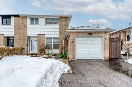 43 Flamingo Cres, Brampton, ON, L6T2G6 | Card Image