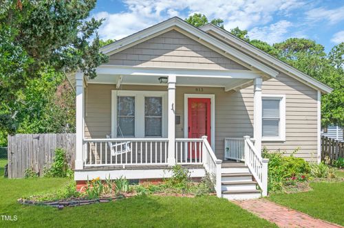 813 Broad St, Beaufort, NC, 28516-2227 | Card Image